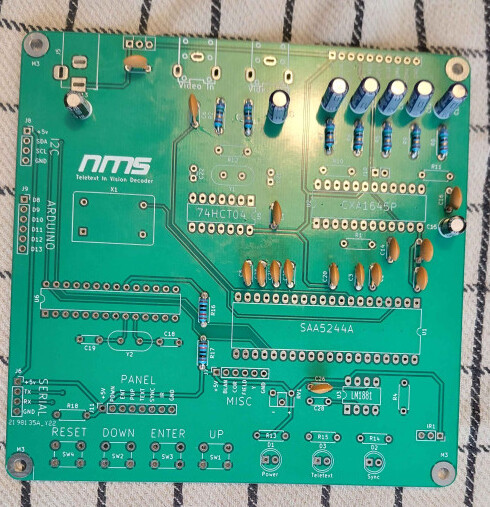 Decoder met paar onderdelen